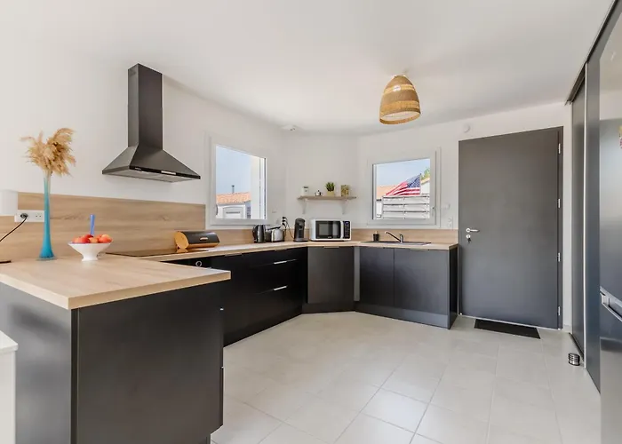 Les Tonnelles - Maison Proche - Grand Jardin *